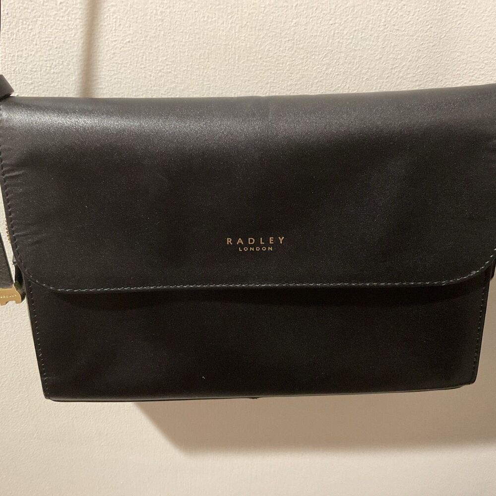 Radley London Women's Black Leather Adjustable Strap Crossbody Handbag Purse